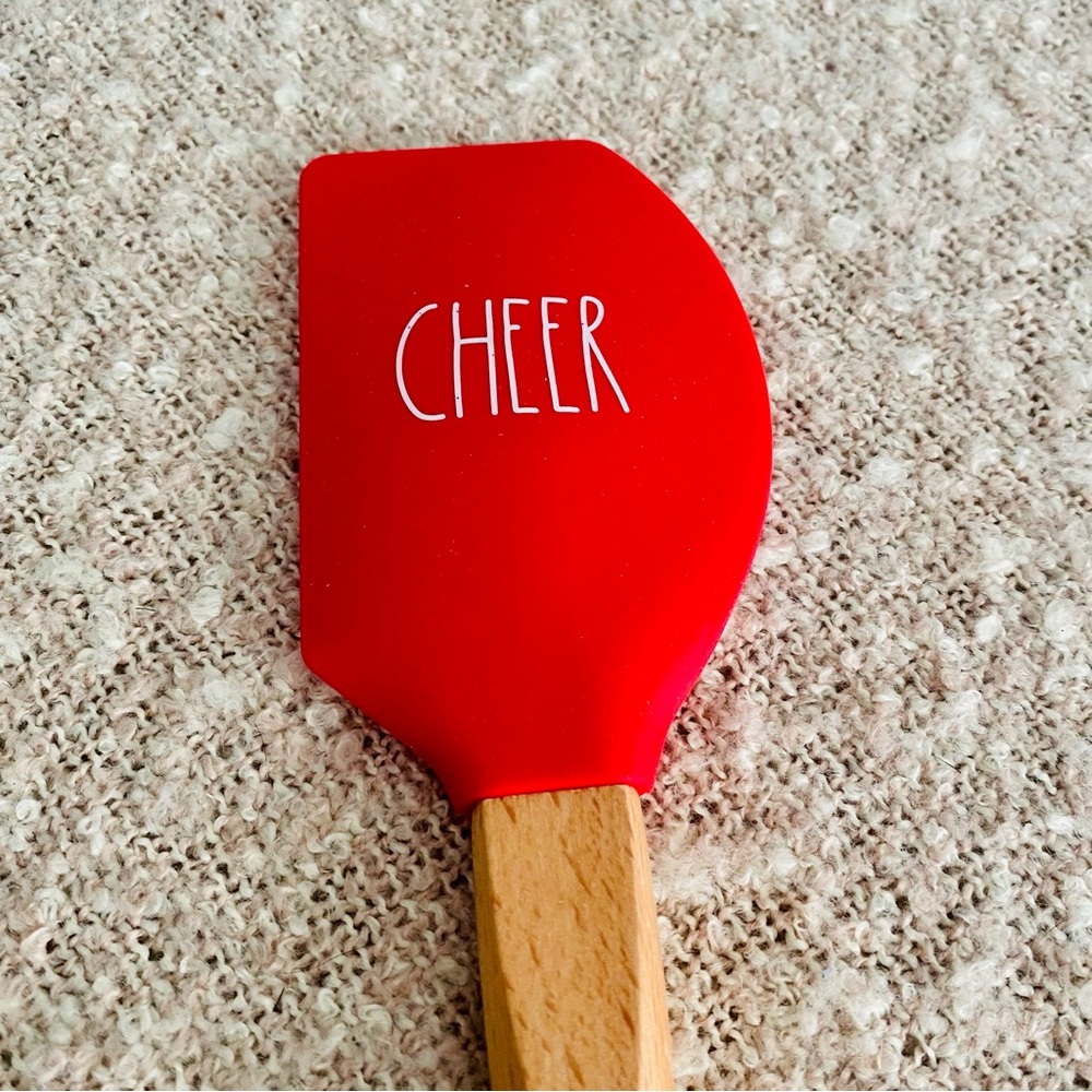 Rae Dunn holiday “CHEER” spatula - Picture 3 of 5